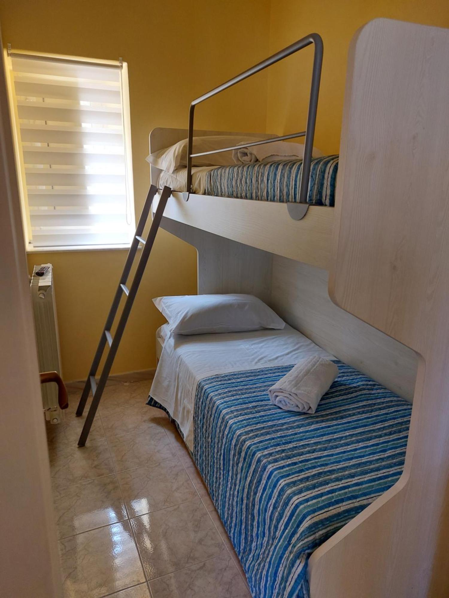 Casa Vacanza Del Sole ミーロ エクステリア 写真