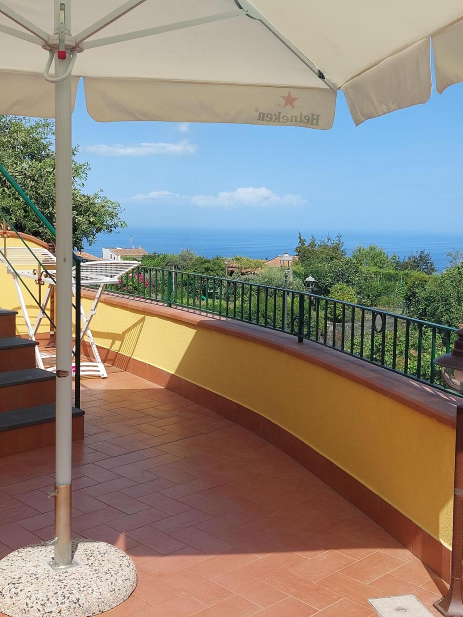 Casa Vacanza Del Sole ミーロ エクステリア 写真