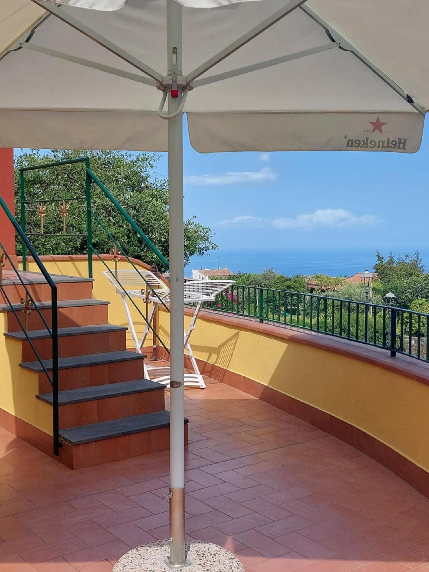 Casa Vacanza Del Sole ミーロ エクステリア 写真